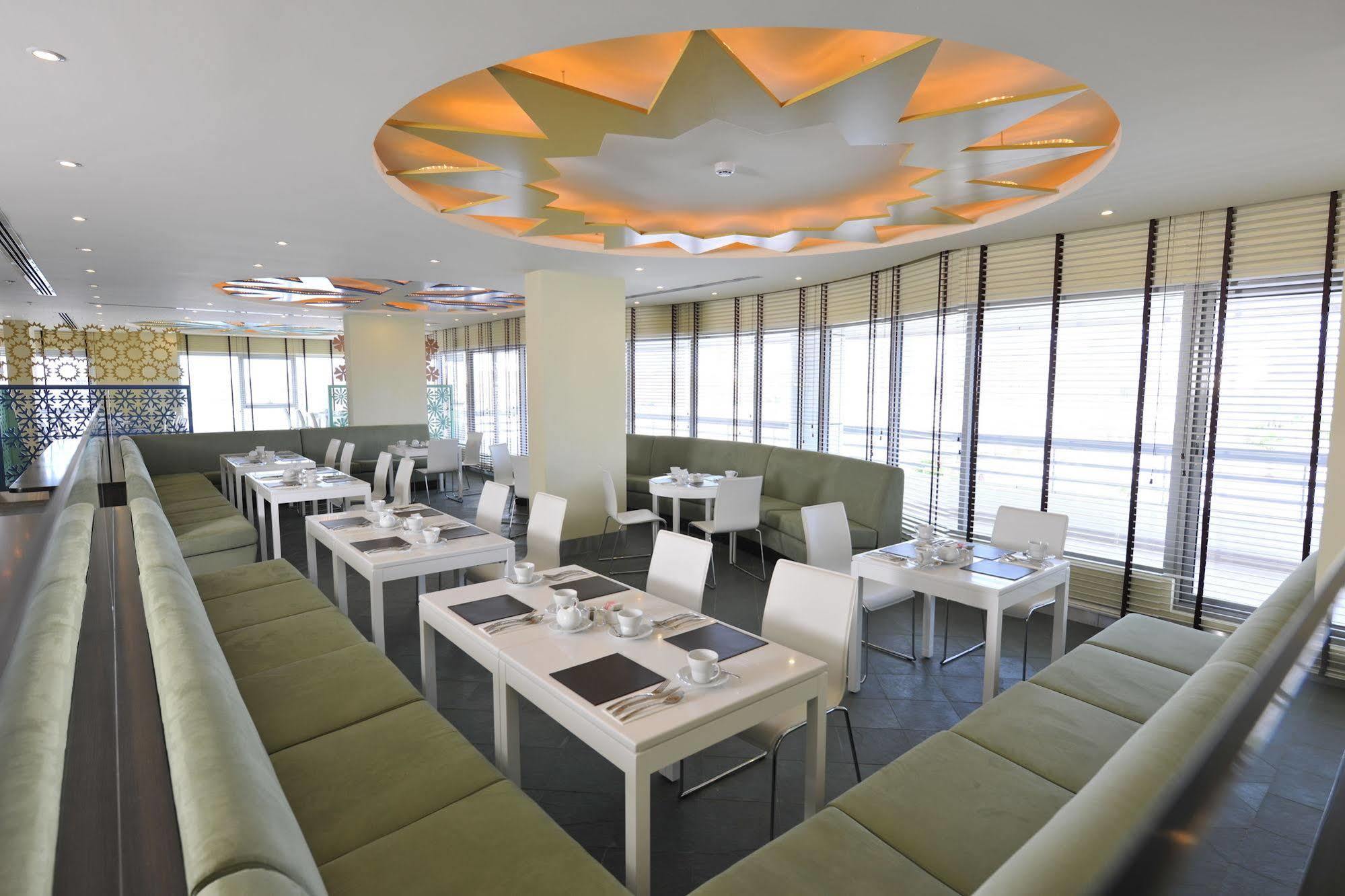 Al Raya Suites Hotel Manama Ngoại thất bức ảnh