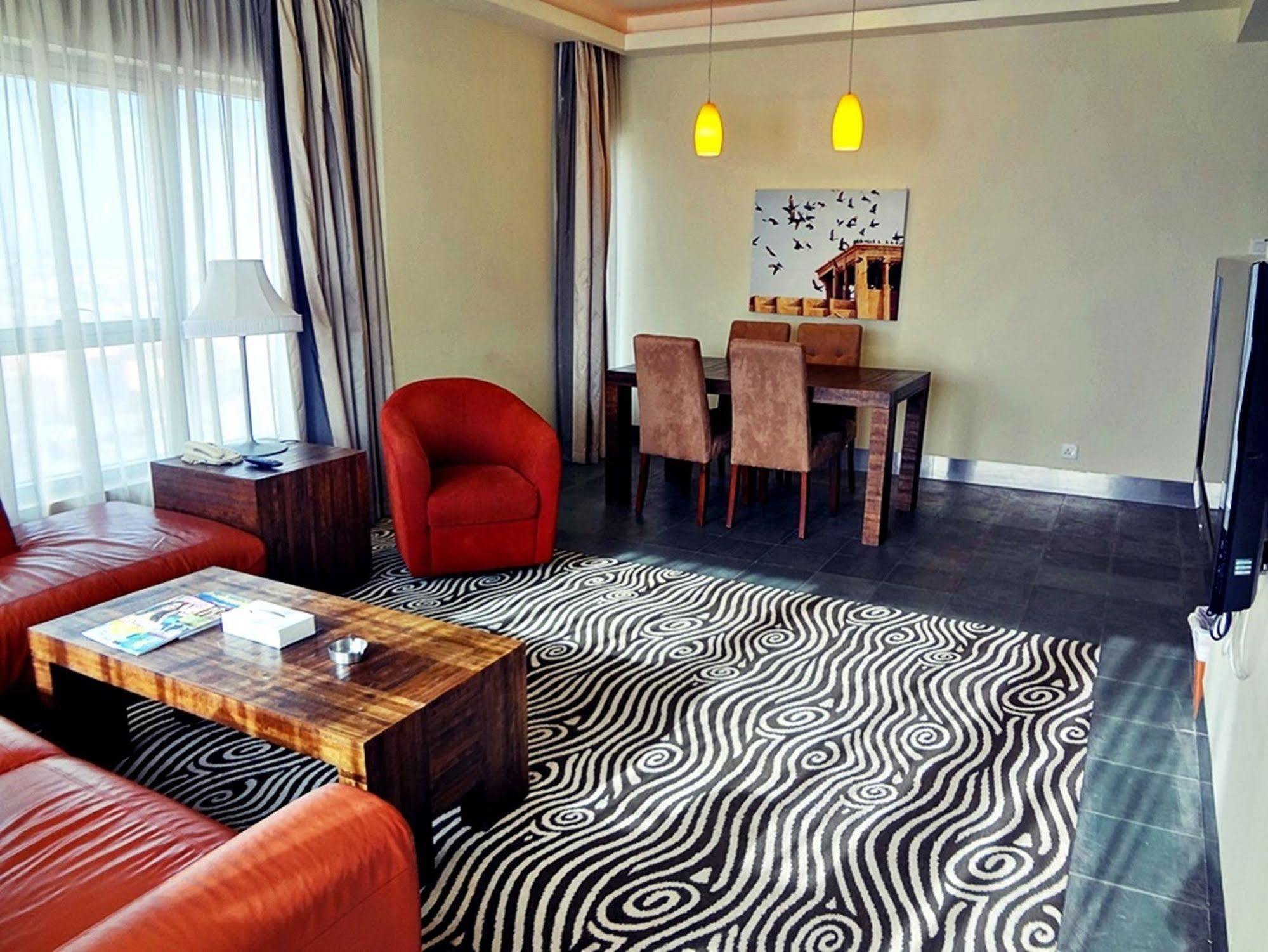 Al Raya Suites Hotel Manama Ngoại thất bức ảnh