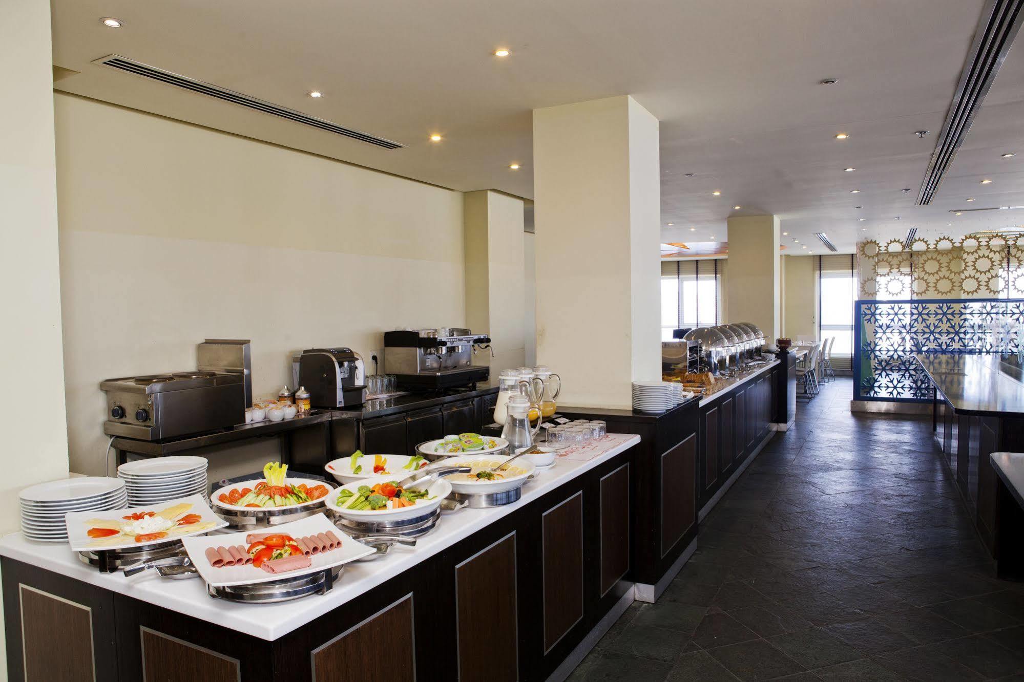 Al Raya Suites Hotel Manama Ngoại thất bức ảnh